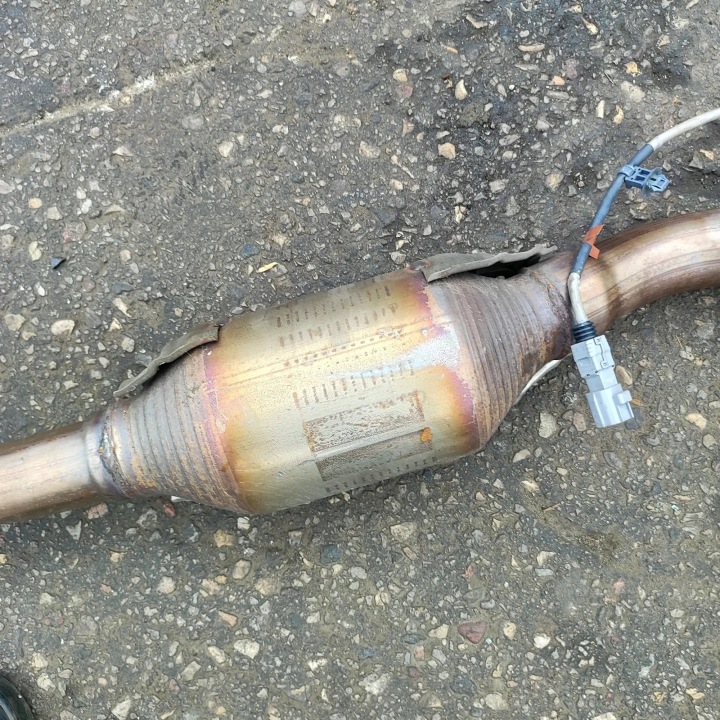 CATALYSEUR LEXUS LEXUS NX II (_A2_, _H2_) 32514 2.5L ÉLECTRIQUE 179KW 2024