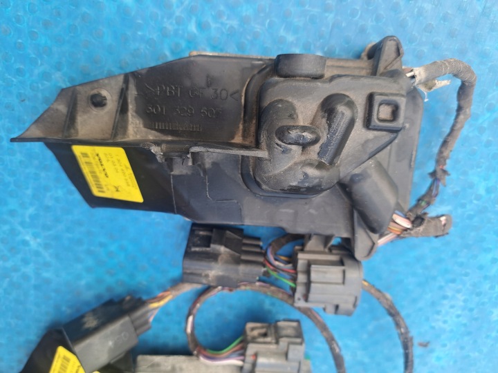 VOLVO V50 S40 II 04-07 CONVERTISSEUR PHARES XÉNON CÔTÉ DROITE GAUCHE 307329098