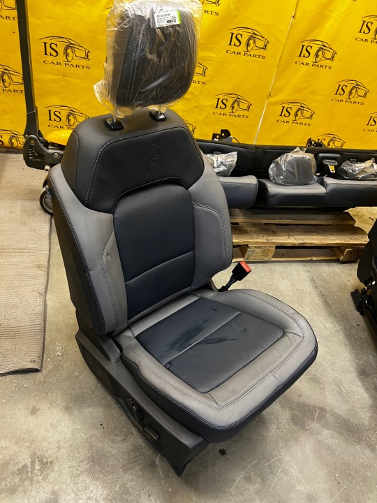 ENSEMBLE SIÈGES BANQUETTE ARRIÈRE AVANT ARRIÈRE CUIR ÉLECTRIQUE FORD BRONCO 21- LHD