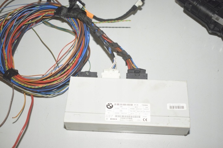KIT AUTOMACZNEGO OUVERTURE COUVERCLES DE COFFRE COUVERCLES DE COFFRE BMW X4 (F26) 9275121 3.0L