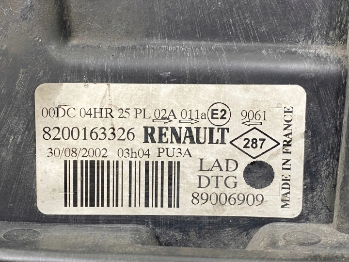 2002 RENAULT LAGUNA II PROJECTEUR 8200163326