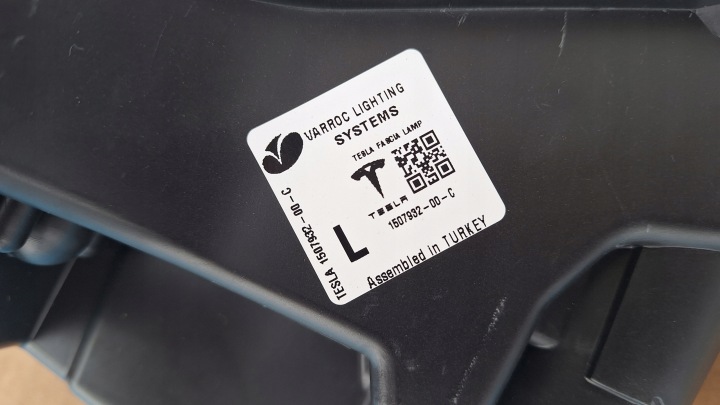 TESLA MODÈLE 3 Y HIGH LED FJD GAUCHE ORIGINAL NEUF