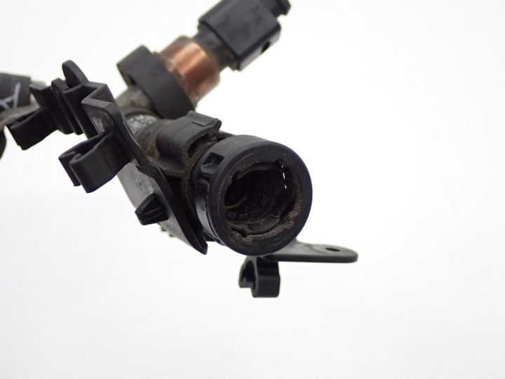 TUYAU FIL TUYAU CARBURANTS CAPTEUR AUDI A5 II F5 A4 B9 8W 3.0 TDI CSW 16R