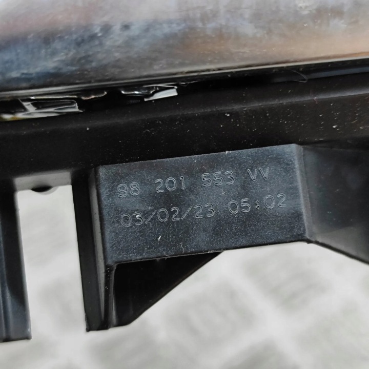SERRURE GAUCHES AVANT PORTES OPEL CORSA F 98201553 28596607 1.2L 55KW 2023