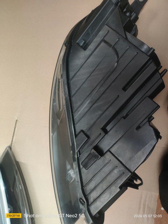 PHARE GAUCHE AVANT VOLVO V40 II GAUCHE AVANT COMPLET LED 31677022 LIFT 16- ORIGINE