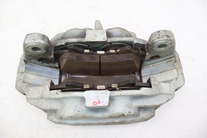 TOYOTA LAND CRUISER J300 ÉTRIER DE FREIN FREINS DROIT AVANT