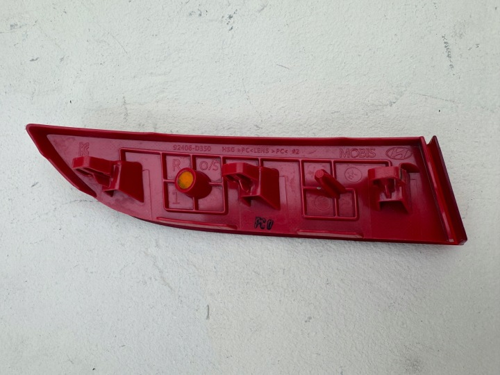 HYUNDAI TUCSON III 3 LIFT 18-20R RÉFLECTEUR DROIT ARRIÈRE ARRIÈRE 92406-D350