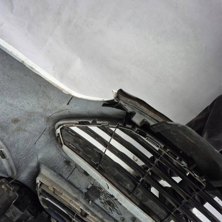 FORD FIESTA MK7 LIFT 12- PARE-CHOCS AVANT AVANT C1BB-17757-A