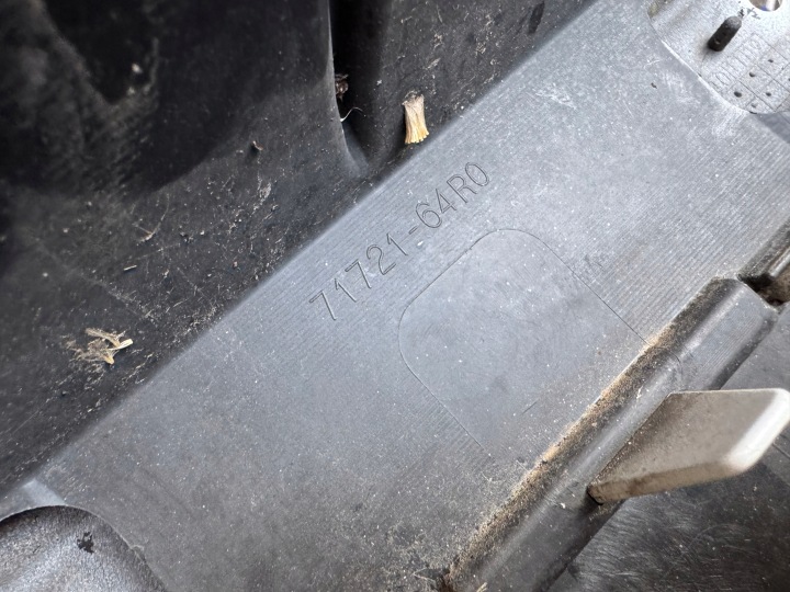 SUZUKI SX4 S-CROSS LIFT 16-21R. PARE-CHOCS AVANT AVANT 71721-64R0