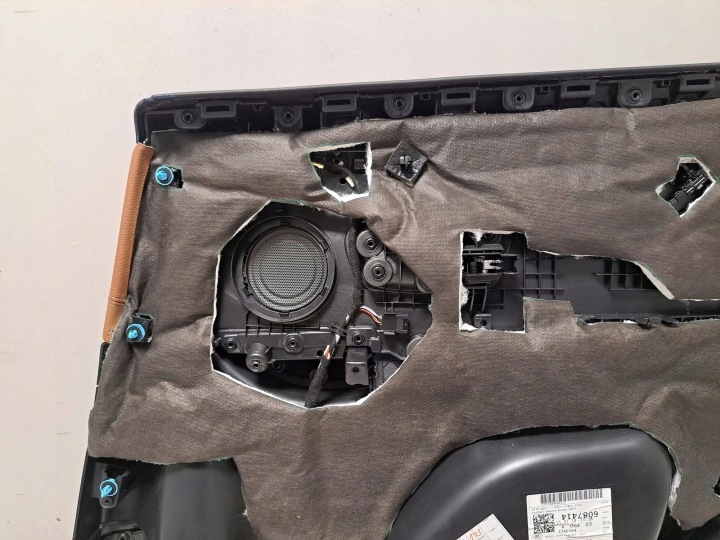 COLLECTEUR PORTES ARRIÈRE CÔTÉ GAUCHE BMW 2 F46 7426535