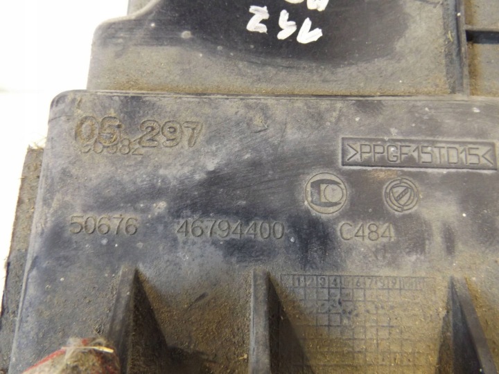 ALFA 147 1,9JTD CHÂSSIS FILTRE AIR 46794400