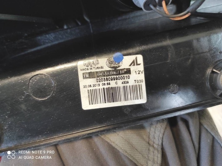 FIAT DOBLO II OPEL COMBO D PHARE ARRIÈRE GAUCHE ARRIÈRE AVEC INSERT 00518106740