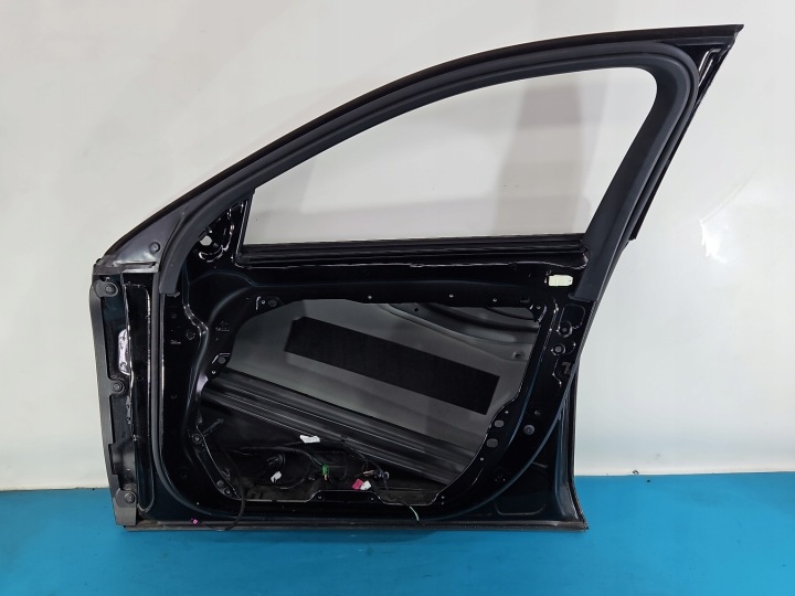 PORTES AVANT DROIT PASSAGER MERCEDES E W213 040