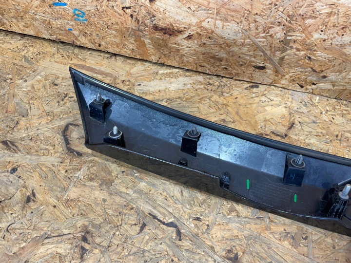 SUZUKI VITARA III 3 LY 15- MOULURE CACHE COUVERCLES DE COFFRE ARRIÈRE ARRIÈRE COUVERCLES DE COFFRE