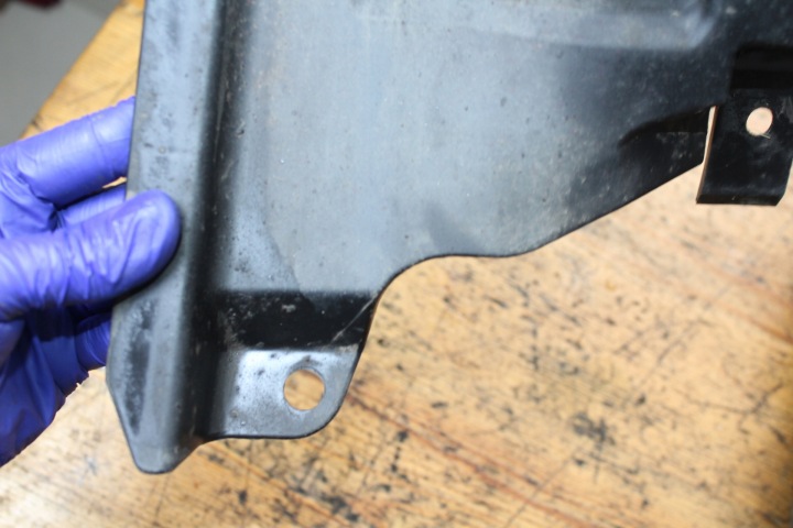 PASSAGE DE ROUE DÉFLECTEUR GAUCHE DROIT ARRIÈRE AVENSIS T27 52592-05020 52591-0530