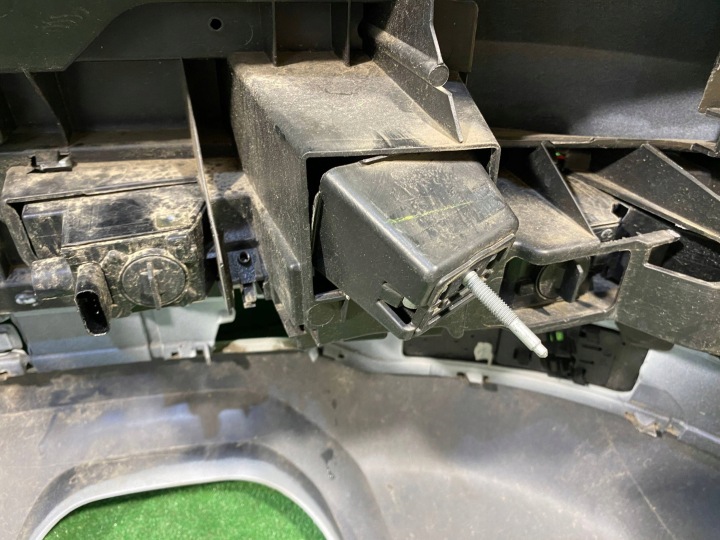 AUDI Q3 8U0 LIFT S-LINE PARE-CHOCS ARRIÈRE ARRIÈRE 8U0807521AQ