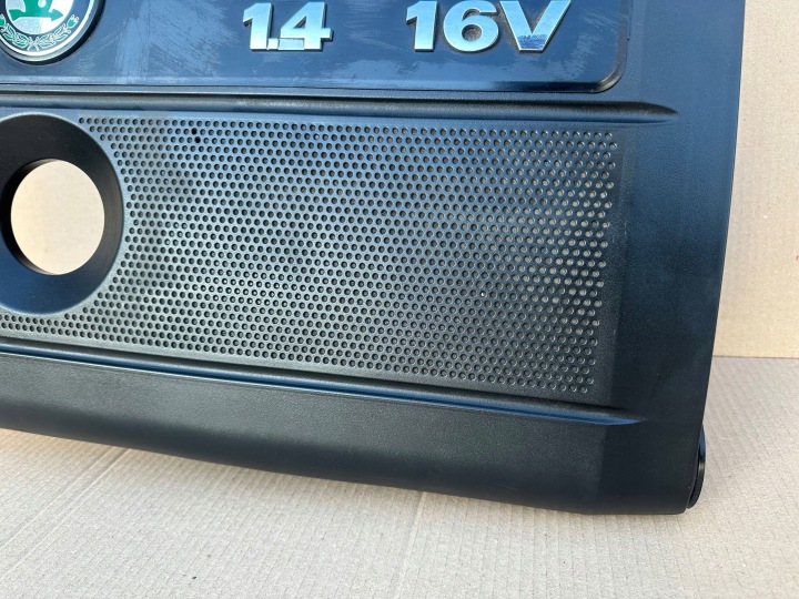 SKODA FABIA I 1.4 16V CHÂSSIS FILTRE AIR 036129607BC