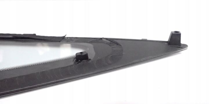 4E0845299M VITRE CARROSSERIE GAUCHE M480 2003R A8 D3