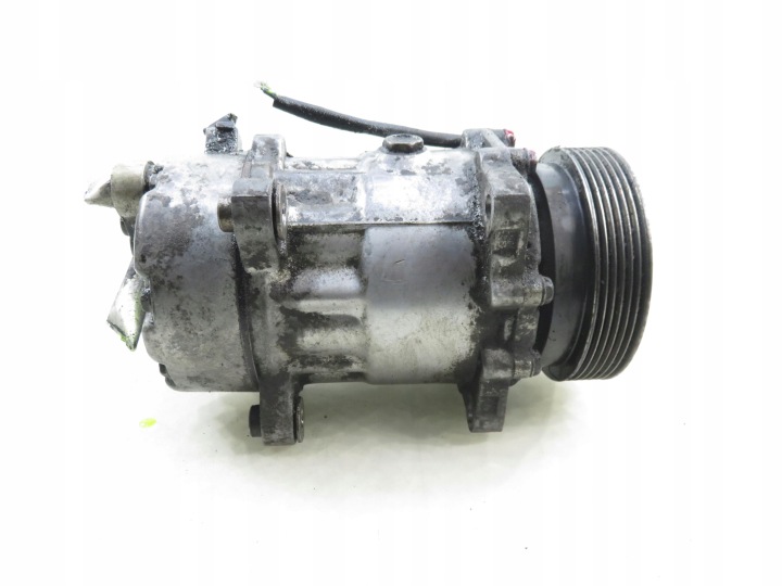 COMPRESSEUR DE CLIMATISATION AUDI A3 8L 1.9 TDI 8FK351127381