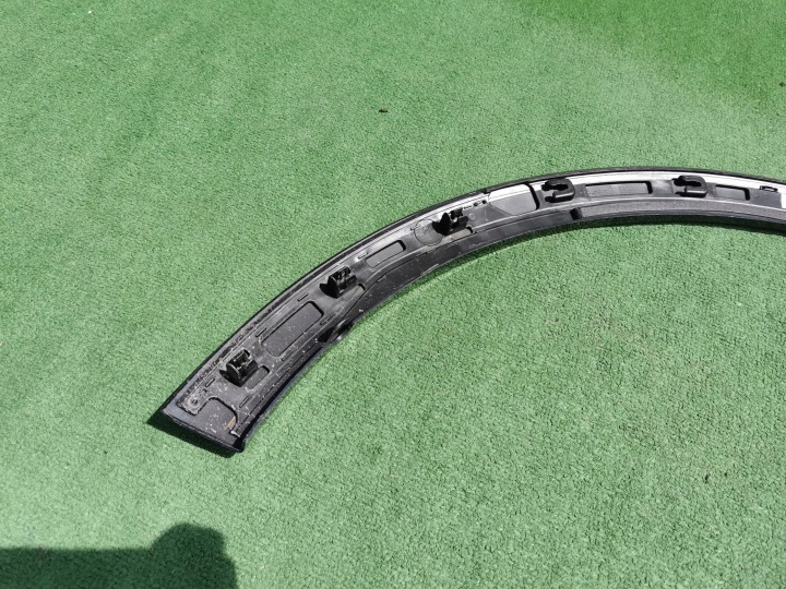 MOULURE SUR AILE GAUCHE ARRIÈRE ARRIÈRE AUDI Q4 E-TRON 89A 89A853817C 89A853817C