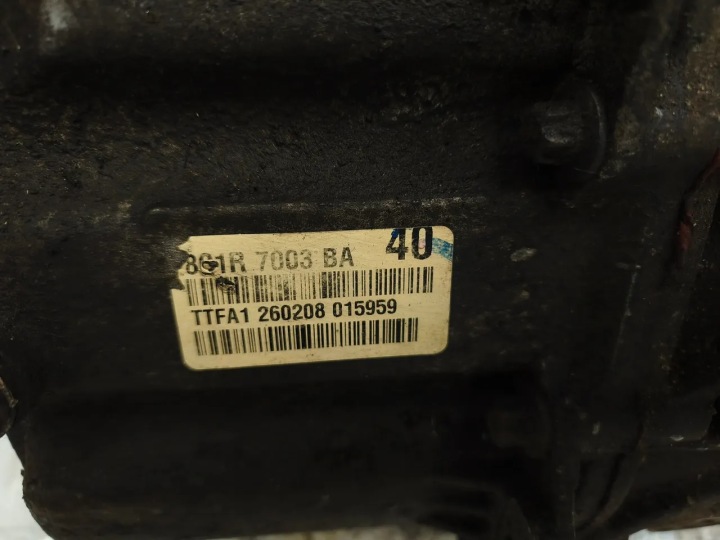 FORD OE 8C1R 7003 BA BOÎTE DE VITESSES