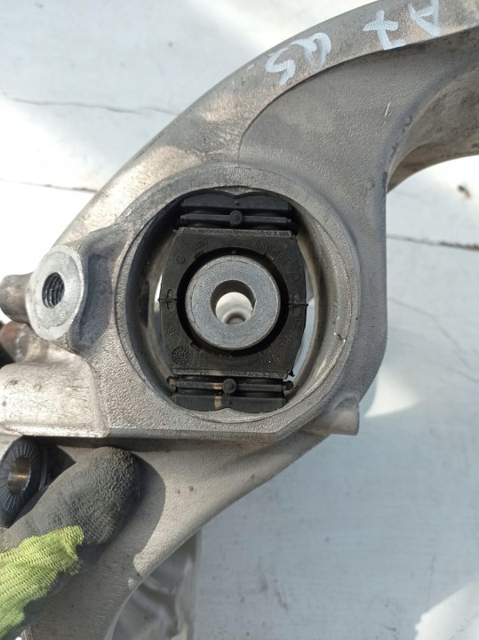 MOYEU ROTULE DE DIRECTION ROULEMENT GAUCHE ARRIÈRE AUDI A6 A7 Q5