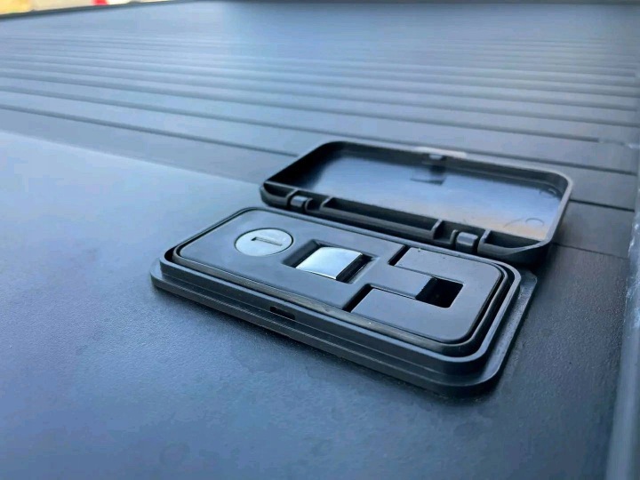 DODGE RAM 1500 2019-2023 ALUMINIUM STORE COUVERCLE CARROSSERIES 5.7FT. NEUF