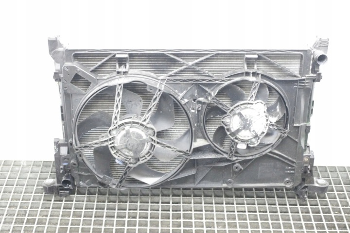 ENSEMBLE RADIATEURS NISSAN NV300 FURGON (X82) 214816680R 28892037 1.6L 89KW