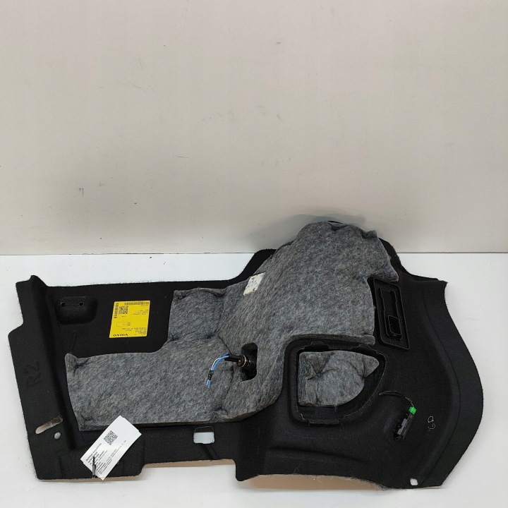 VOLVO XC40 2024 DROITE CÔTÉ COLLECTEUR GARNITURE COUVERCLES DE COFFRE