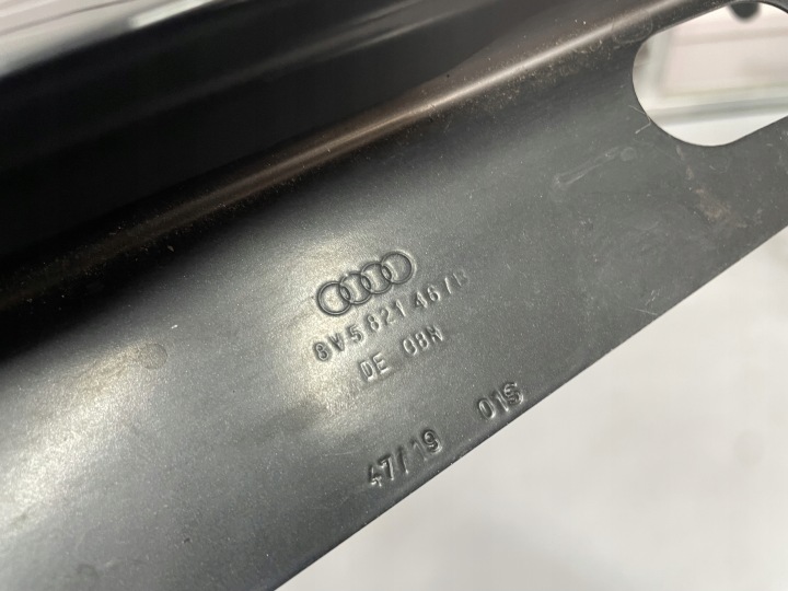 AILE GAUCHE AVANT AUDI A3 S3 BERLINE 2012-2020 LY9T ORIGINAL 8V5821467B