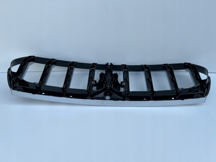 MASERATI LEVANTE 2019-2022 CALANDRE NEUF ORIGINAL 670165828