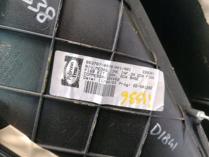 FERRARI ROMA F169 DOOR CARD AVANT RIGHT 902505 TRIM
