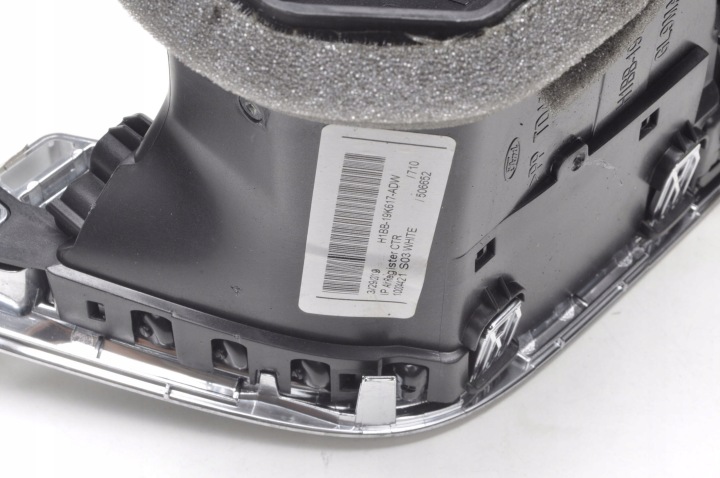 FORD FIESTA MK8 GRILLE GRILLES CONDUIT D'AIR CENTRALE