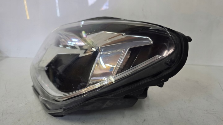 PHARE AVANT GAUCHE VW UP LIFT AVEC LED