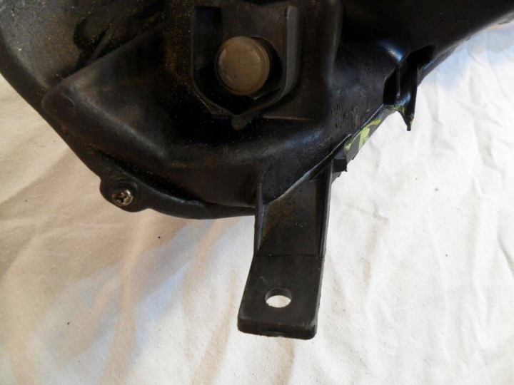 PROJECTEUR AVANT CÔTÉ GAUCHE SUZUKI SX4 S-CROSS MM329