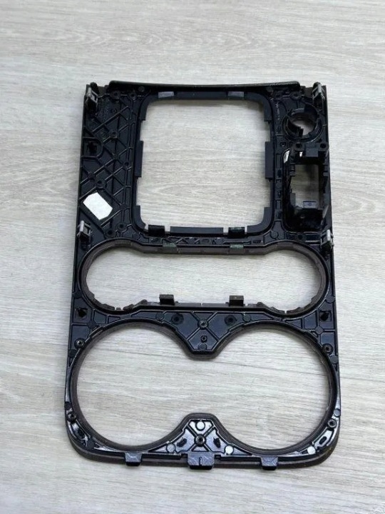 AUTRE PIÈCES WYKONCZENIA VW TOUAREG (7P5) 7P1863216 3.0L 2012