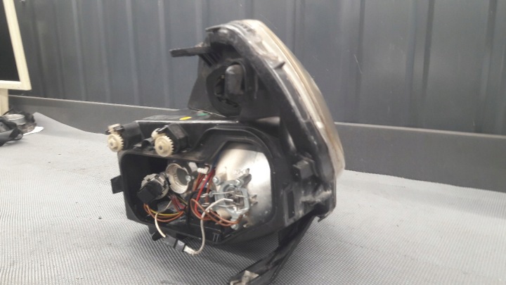270532-00 PROJECTEUR DROIT LANCIA YPSILON II