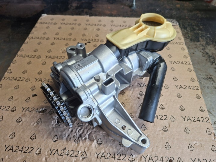 POMPE HUILES MOTEUR BMW 7 G70 X7 GO7 XM GO9 9847199