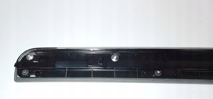 MOULURE PORTES DROIT ARRIÈRE A8 D3 LONG 4E4867420N 3J3