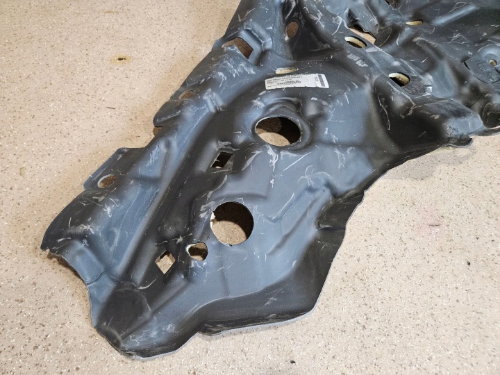 INSONORISATION CLOISONS ARRIÈRE CÔTÉ DROITE BMW X5 G05 7487060