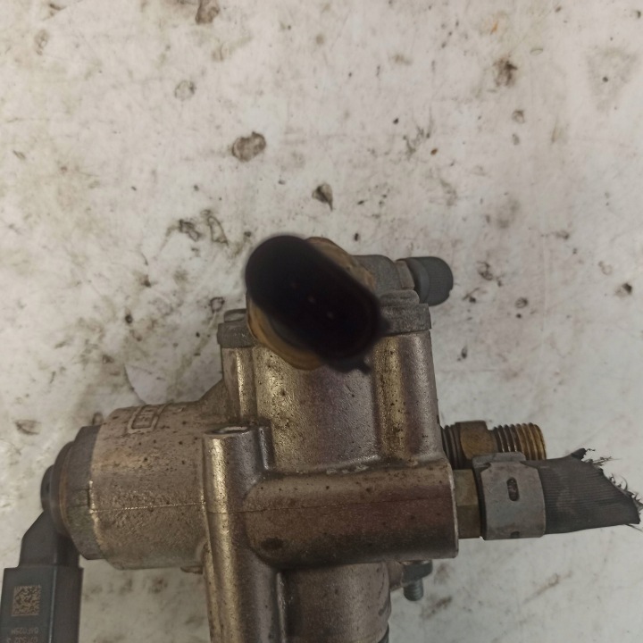 AUDI A3 8P POMPE CARBURANTS 06F127025H