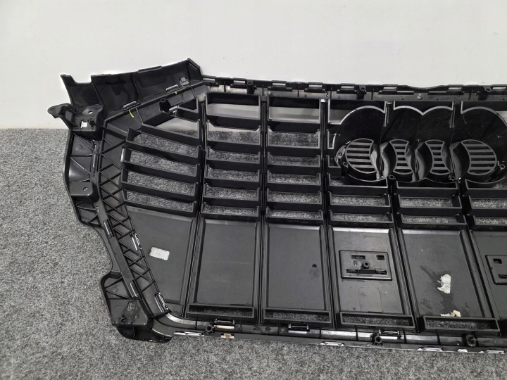GRILLE CALANDRE AUDI Q3 II 83A 83A853651 83A853651A