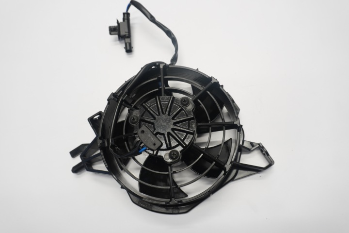 BMW R 1300 RS 25- VENTILATEUR VENTILATEUR RADIATEUR DROIT