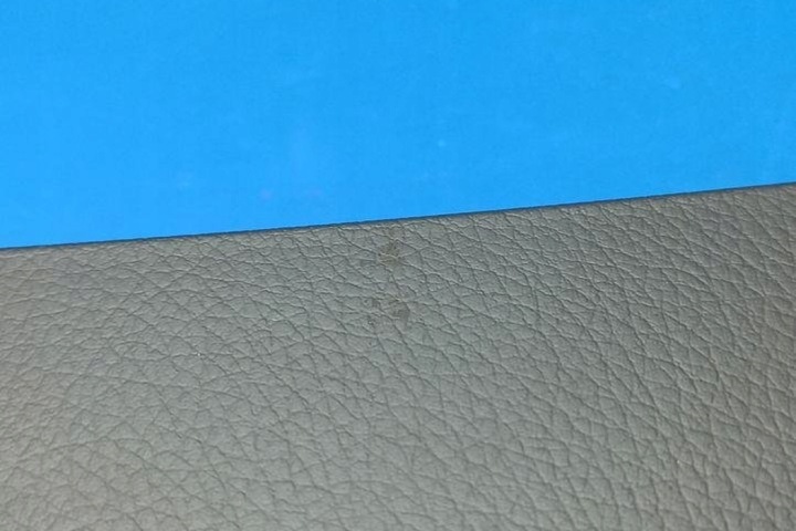 MOULURE DÉCORATIVE FLANC AVANT DROITS PORTES MERCEDES-BENZ E (W211)