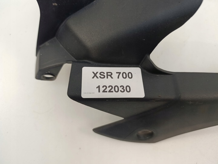 YAMAHA XSR 700 PROTECTION CHAÎNES