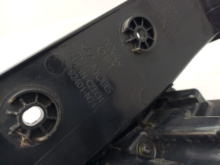 HYUNDAI TUCSON IV 4 2021- PHARE LED ARRIÈRE GAUCHE GAUCHE ARRIÈRE 92401-N7100