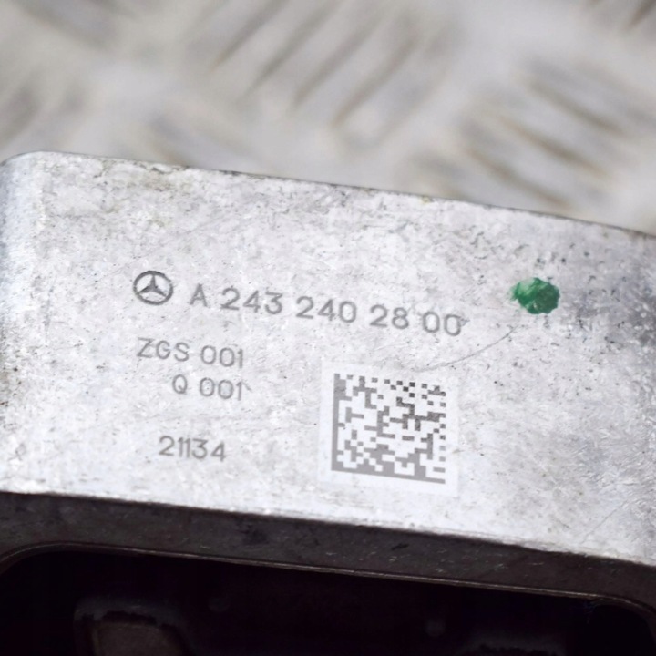 MERCEDES-BENZ EQA 2021 DROITE CÔTÉ SUPPORT FIXATION MOTEUR