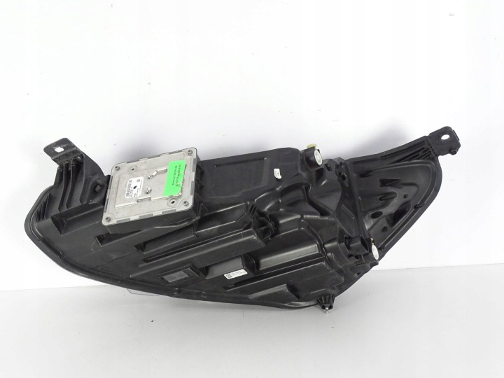 PHARE AVANT DROITE FORD FOCUS MK4 NOIR LED