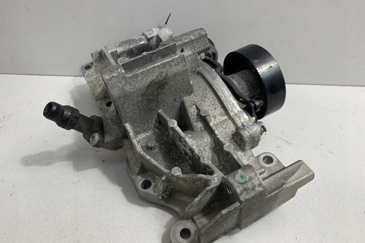 POMPE À EAU BMW 7 (G11, G12) 8574052 3.0L DIESEL 195KW 2018