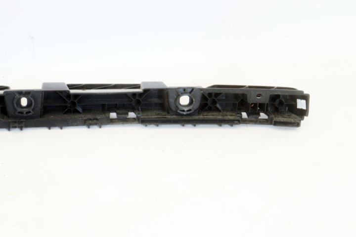 VW GOLF VIII 20- UNIVERSEL GLISSIÈRE RENFORCEMENT PARE-CHOCS ARRIÈRE 5H9807863C J-421